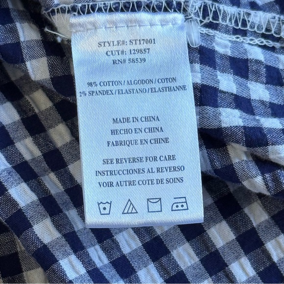 Kut From The Kloth Feena ButtonUp Roll Tab Textured Gingham Top Size M Navy Blue - Picture 11 of 13